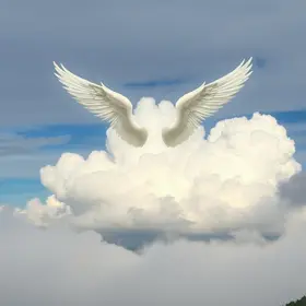 nuvens em formato de asas de anjo